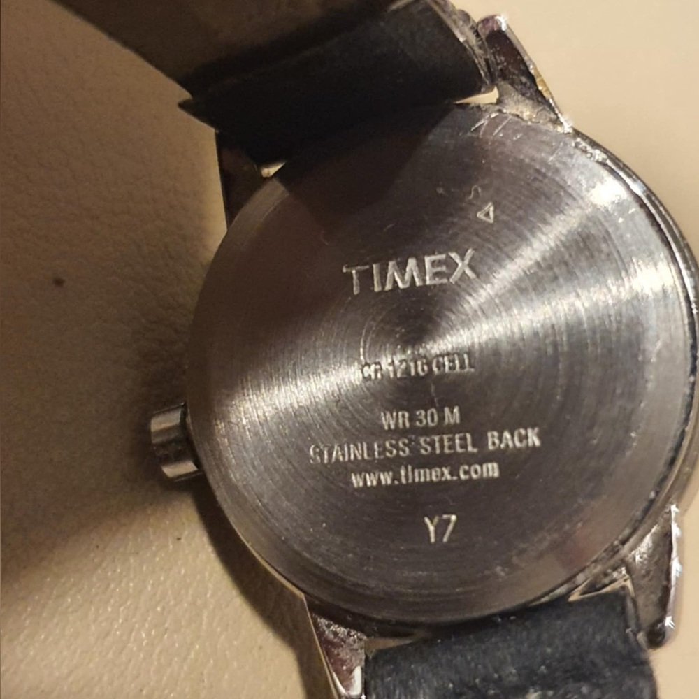 🦋10/$20🦋 Timex Indiglo Silver/White Easy Reader Women's Watch w/Date - Picture 4 of 4